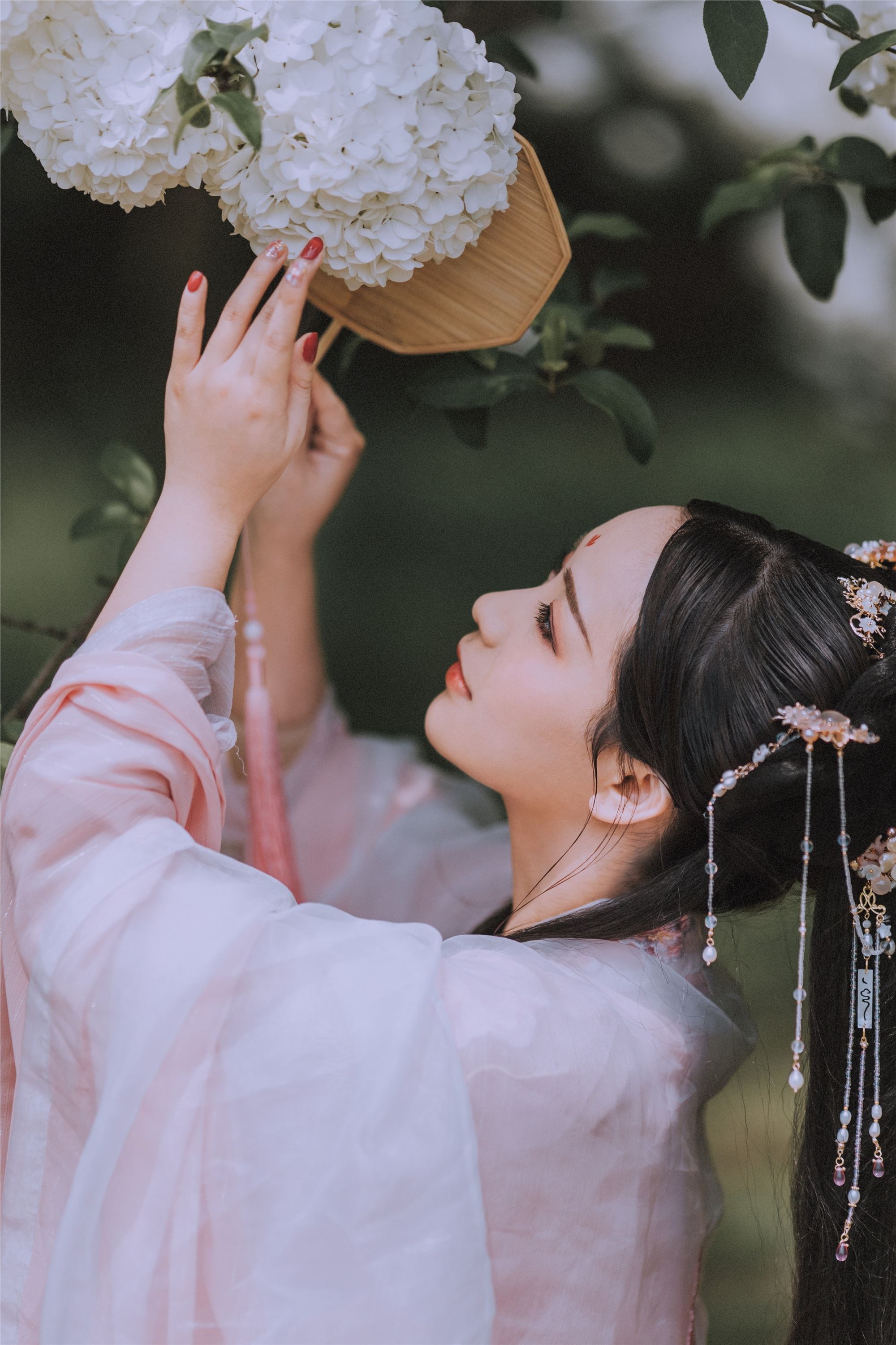 YITUYU艺图语 2021.09.02 满袖春 Seven